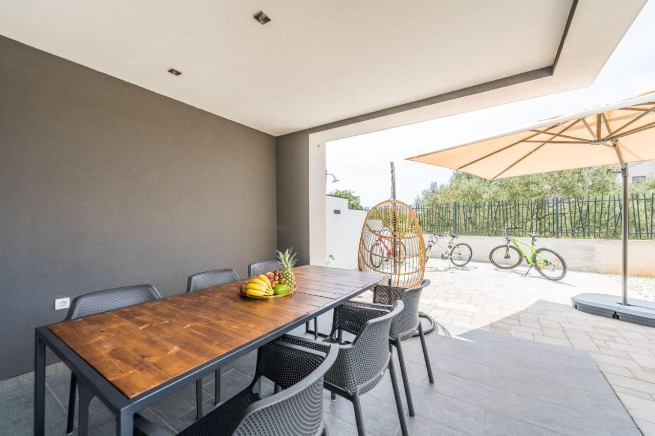 Holiday House Sukosan Zadar Exterior foto
